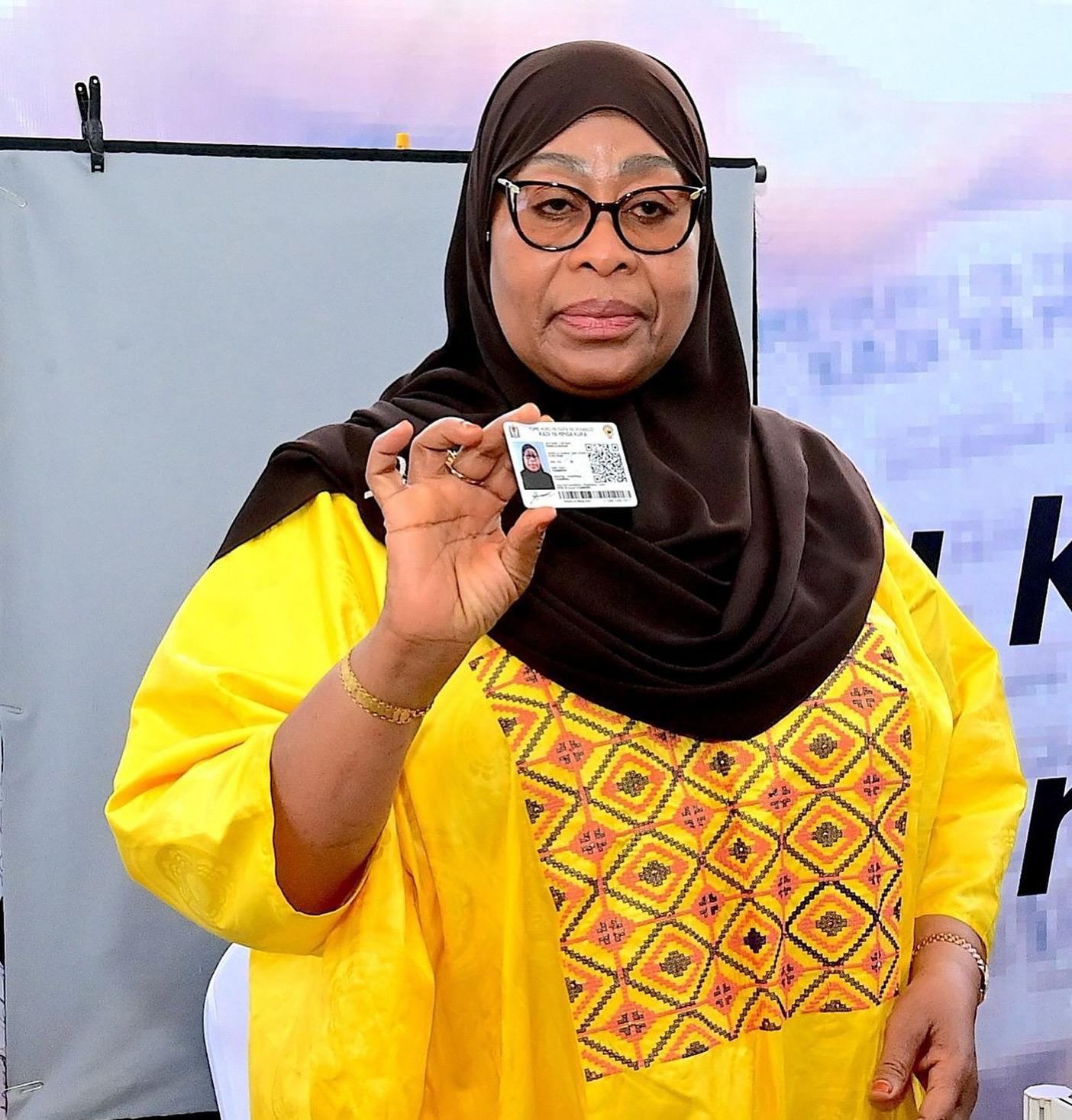 RAIS SAMIA Ametoa Wito kwa Watanzania kujitokeza Daftari la Kudumu la Wapiga Kura