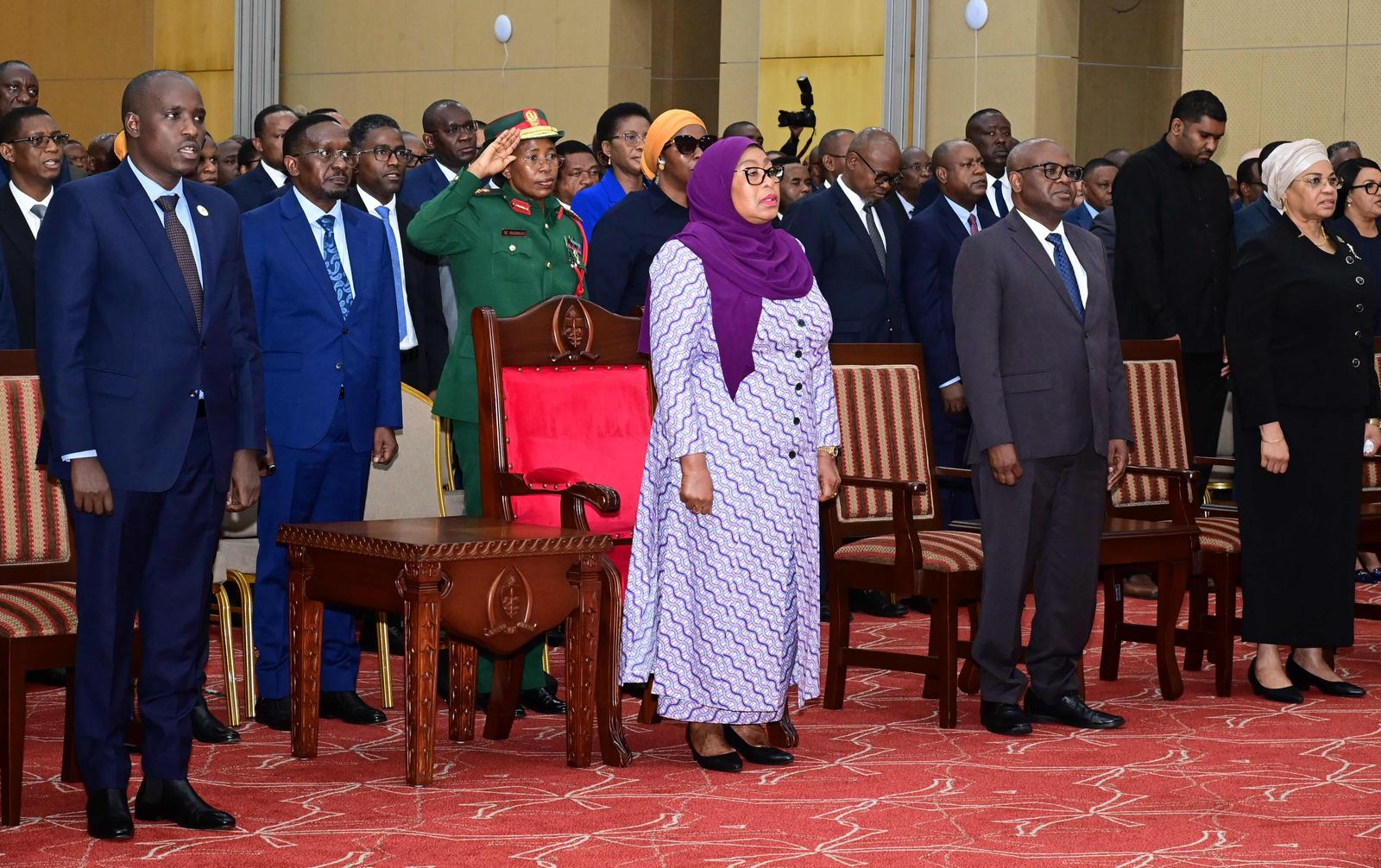 HISTORIA YAANDIKWA RAIS DK.SAMIA APOKEA SH.TRILIONI 1 KAMA GAWIO NA MICHANGO MINGINE.