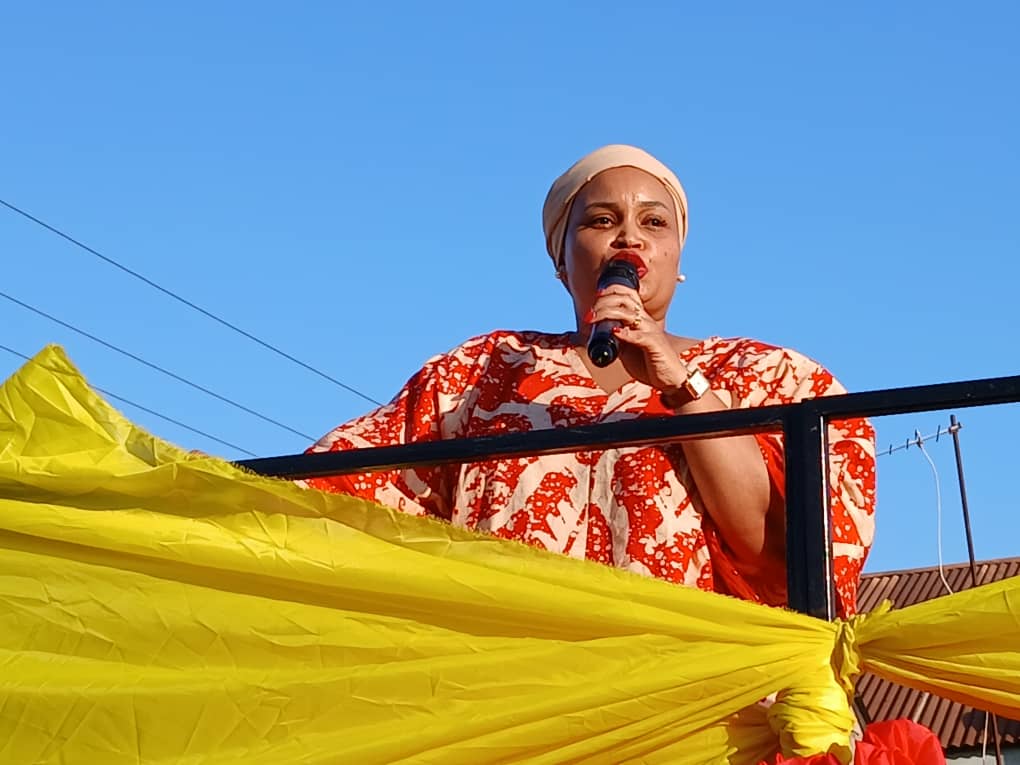 MWAGO ATEMA CHECHE AHAIDI MAKUBWA AKIPEWA RIDHAA NA WANANCHI JIMBO LA MBAGALA.