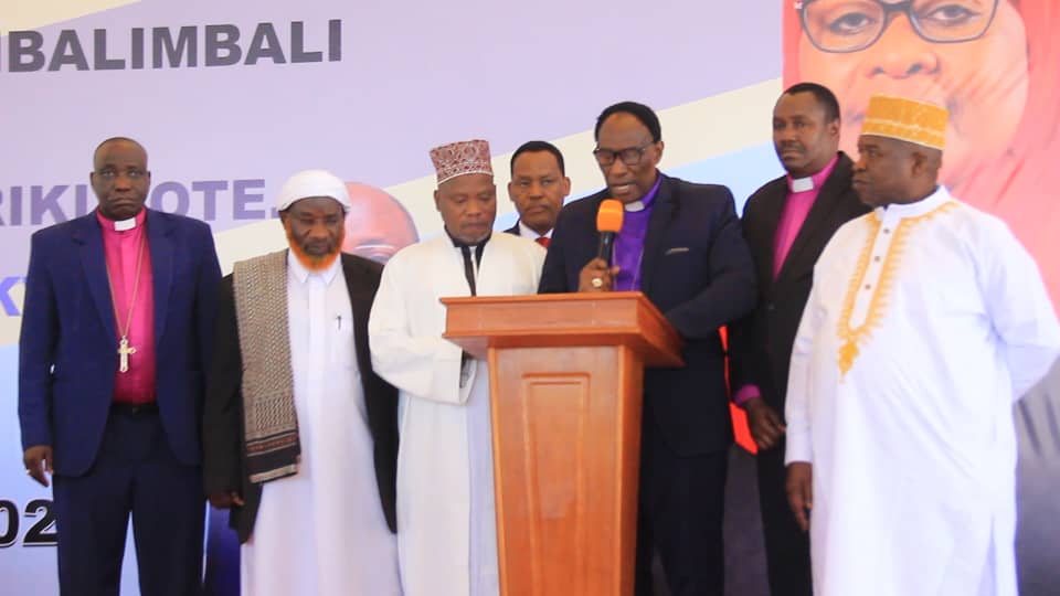 VIONGOZI WA DINI WAHIMIZA WATANZANIA KUPIGA KURA KWA AMANI.