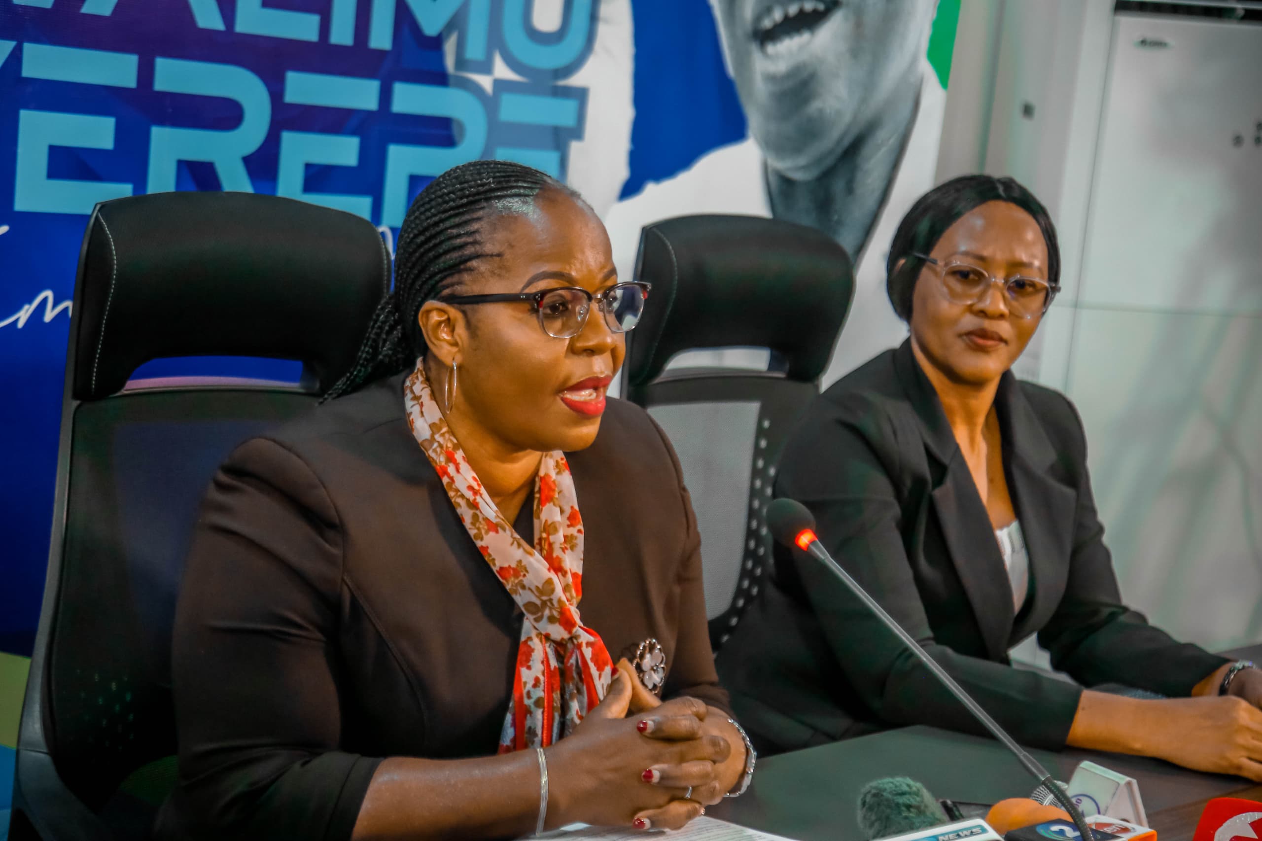 TBC KUAZIMISHA MIAKA 26 YA KUMBUKUMBU YA KIFO CHA HAYATI MWALIMU NYERERE KWA KUENDESHA MASHINDANO YA INSHA KWA WANAFUNZI.