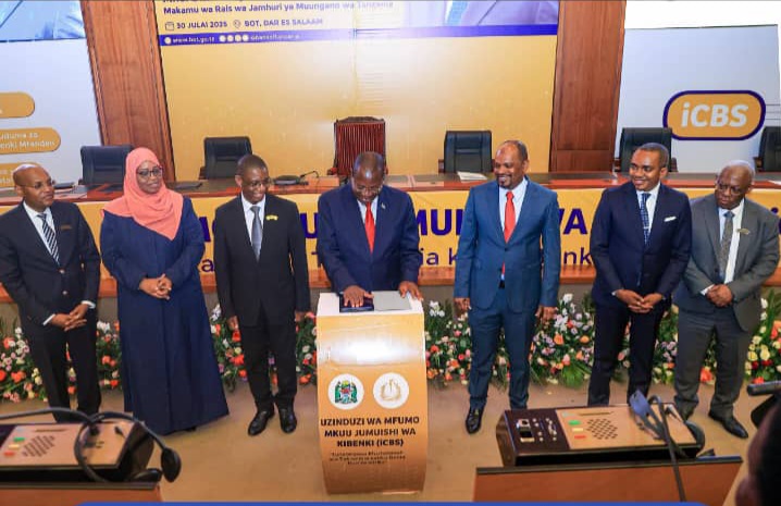 DK.MPANGO AWATAKA WANANCHI KUTUMIA MIFUMO YA KIDIGITALI KUFANYA MALIPO,AIPONGEZA BoT KUZINDUA MFUMO MKUU JUMUISHI WA KIBENKI.